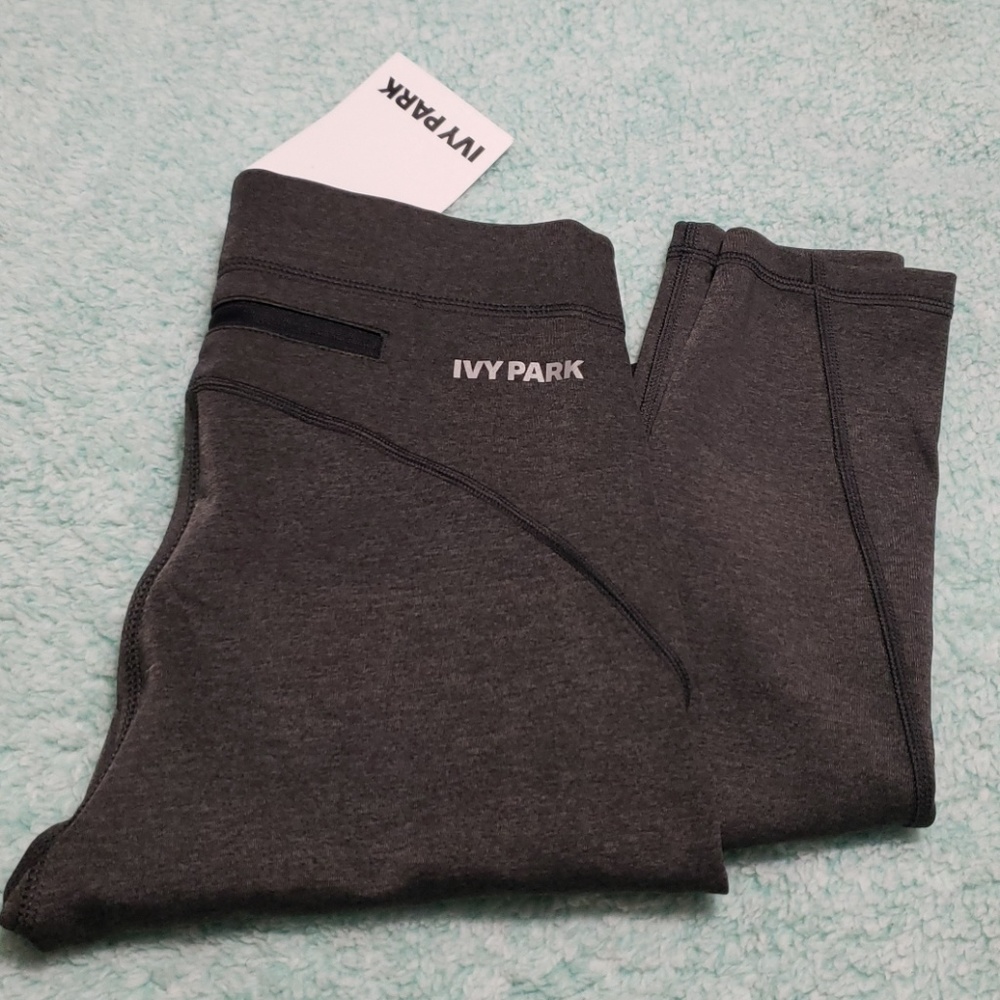 IVY PARK V Mid Rise Sculptured Legging XS